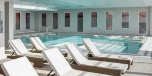 hotel-de-la-baie-piscine