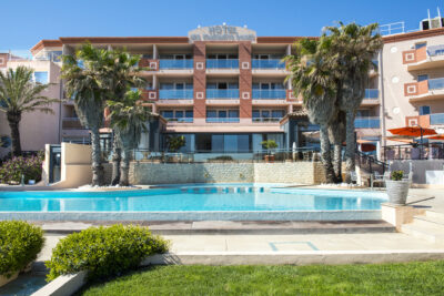 grand-hotel-les-flamants-roses-thalasso-canet-sud-facade-8_1
