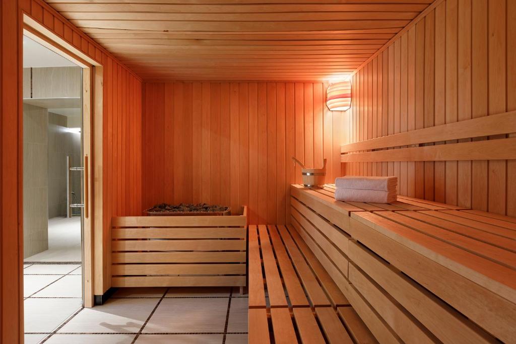 hotel-barriere-le-westminster-sauna